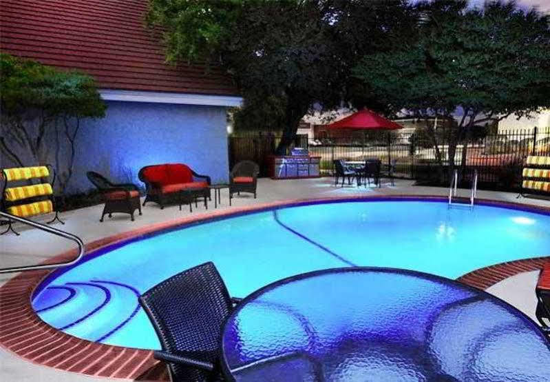 Hawthorn Suites Fort Worth University エクステリア 写真