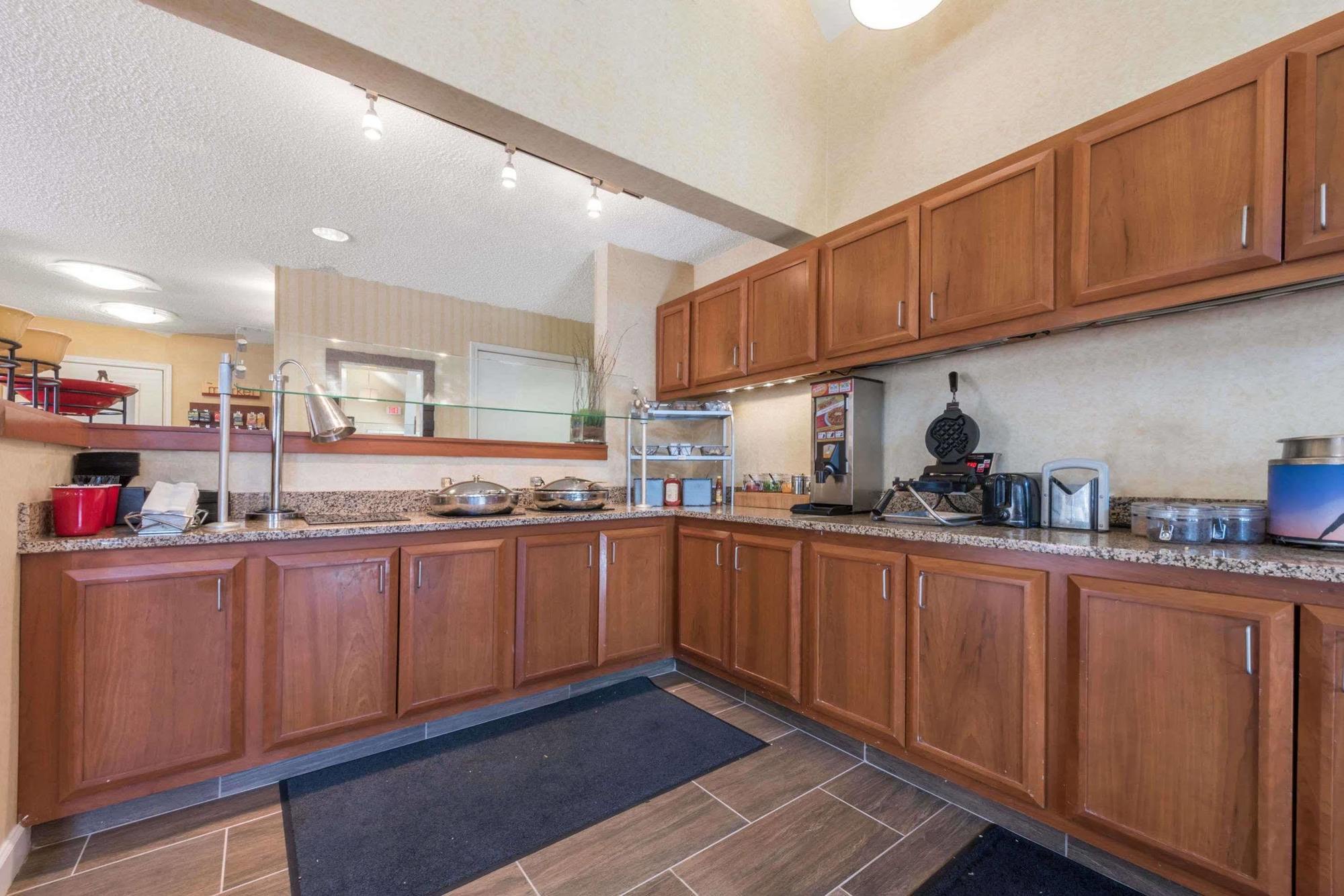 Hawthorn Suites Fort Worth University エクステリア 写真