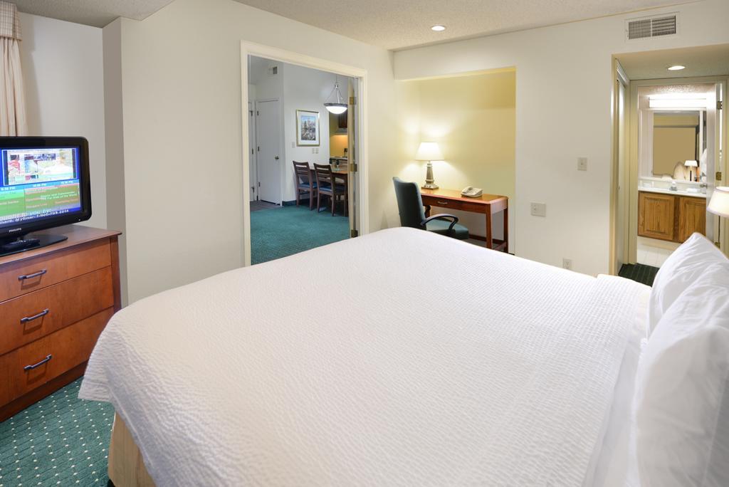 Hawthorn Suites Fort Worth University エクステリア 写真