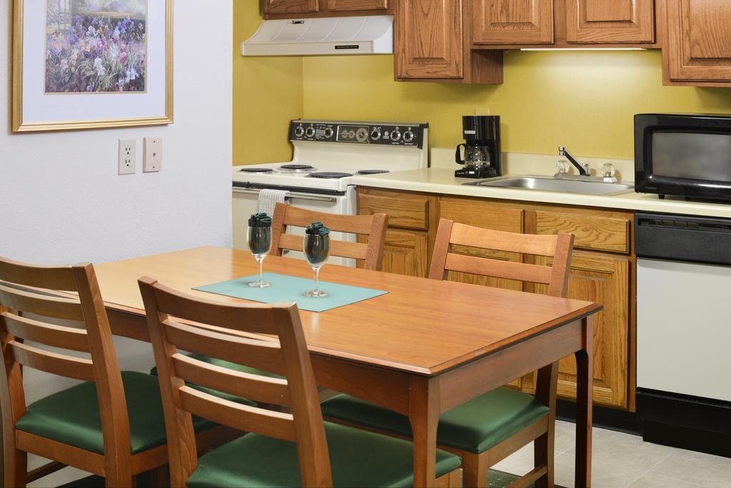 Hawthorn Suites Fort Worth University エクステリア 写真